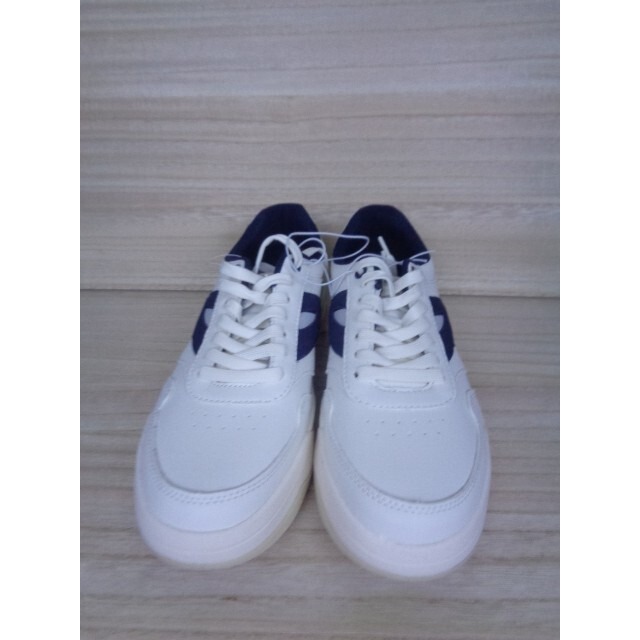 Tretorn Men's Dennis Classic White/Navy Sneaker Lowtop Shoes Mens Size 8 — image 2 of 8